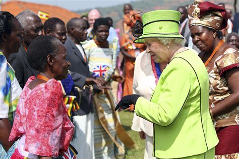 when did queen elizabeth visit uganda